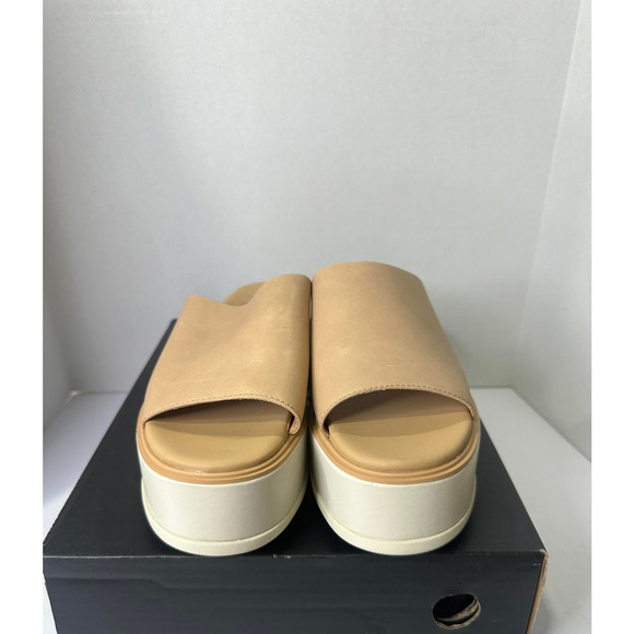 Sorel Tan and White Platform Sandals - Picture 2 of 6